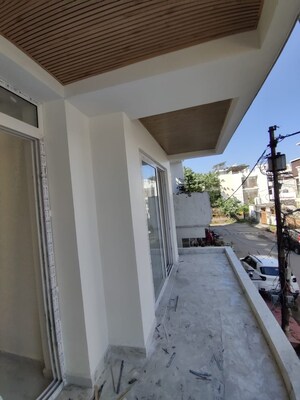 Building Lobby in 3 BHK Builder Floor at Gms Road – for Sale