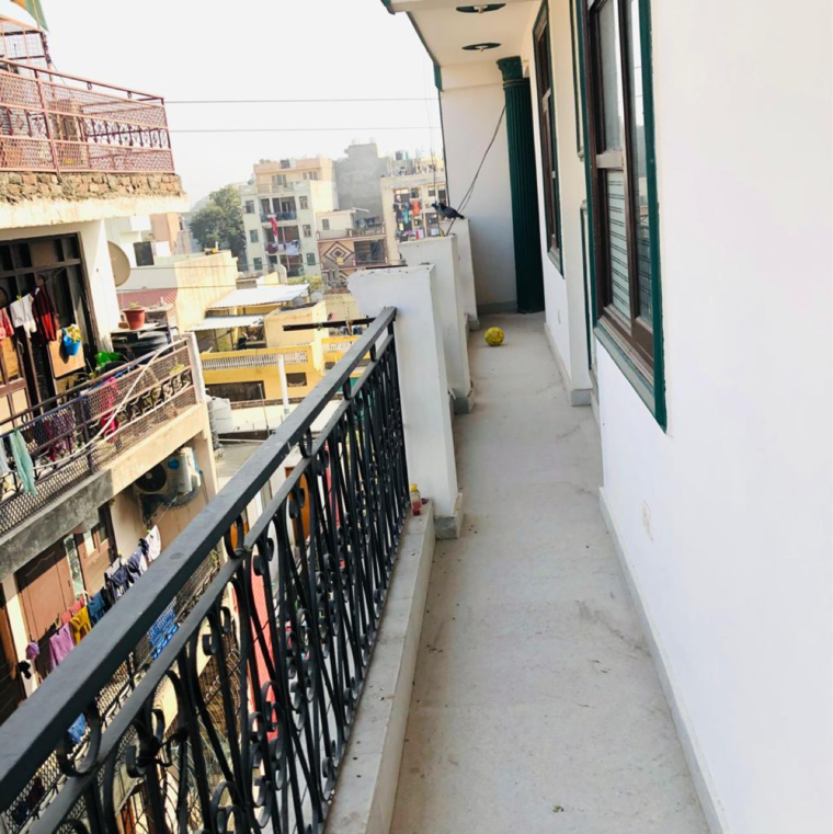 Balcony, chattarpur 1 Bedroom 300 Sq.Ft. Builder Floor In Chattarpur Delhi 9448314