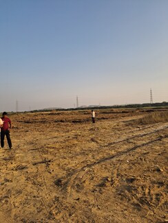 Plot For Sale in Signature Global Daxin Vistas