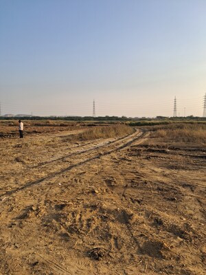 Plot Area in  Plot at Signature Global Daxin Vistas, Bhondsi – for Sale