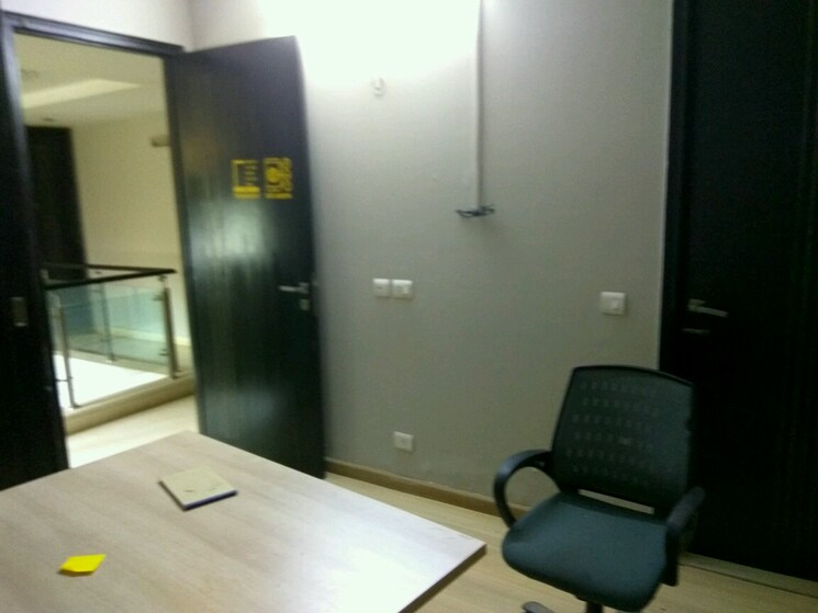 Living Room, sushant lok i 4 Bedroom 300 Sq.Yd. Independent House In Sushant Lok I Gurgaon 9448400