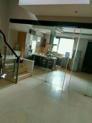 Living Room in 4 BHK Independent House at Sushant Lok I – for Rent