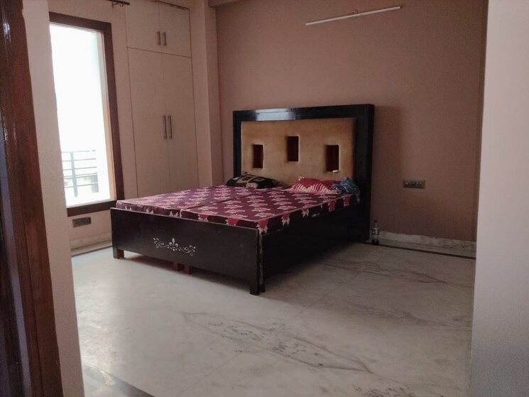 Bedroom, sector 46 4 Bedroom 400 Sq.Yd. Independent House In Sector 46 Gurgaon 9448431