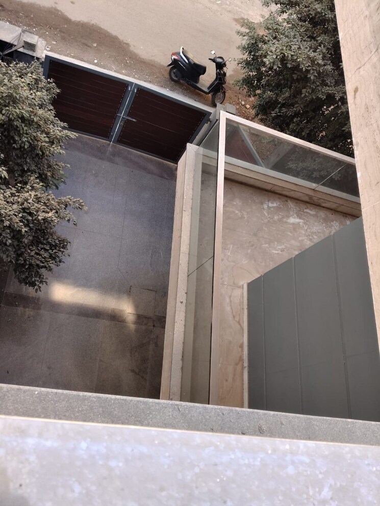 Balcony, sector 46 4 Bedroom 400 Sq.Yd. Independent House In Sector 46 Gurgaon 9448431