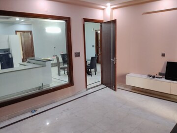 Room in 4 BHK Independent House at Sector 46 – for Rent