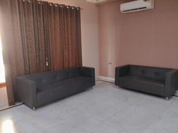 Bedroom in 4 BHK Independent House at Sector 46 – for Rent