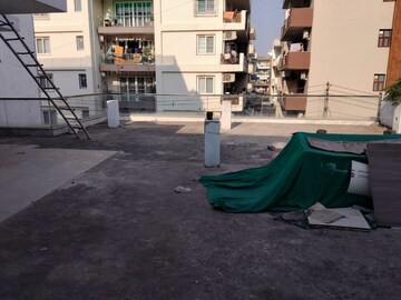 Parking in 4 BHK Independent House at Sector 46 – for Rent