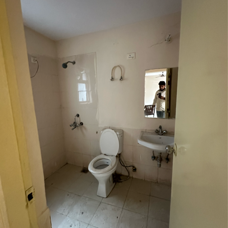 Bathroom, sare-home 3.5 Bedroom 1526 Sq.Ft. Apartment In Sector 92 Gurgaon 9448506