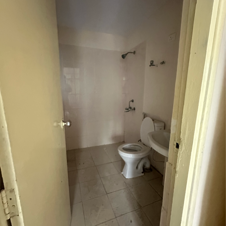 Bathroom, sare-home 3.5 Bedroom 1526 Sq.Ft. Apartment In Sector 92 Gurgaon 9448506
