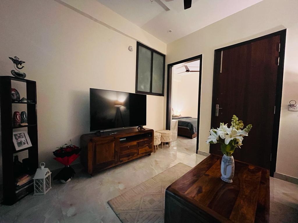 2 BHK + Pooja Room Builder Floor For Rent in Sector 43