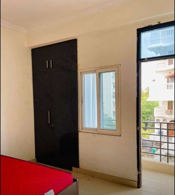 Bedroom in 3 BHK Apartment at Daliganj – for Sale