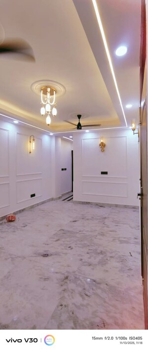 Room in 2 BHK Builder Floor at Saket – for Sale