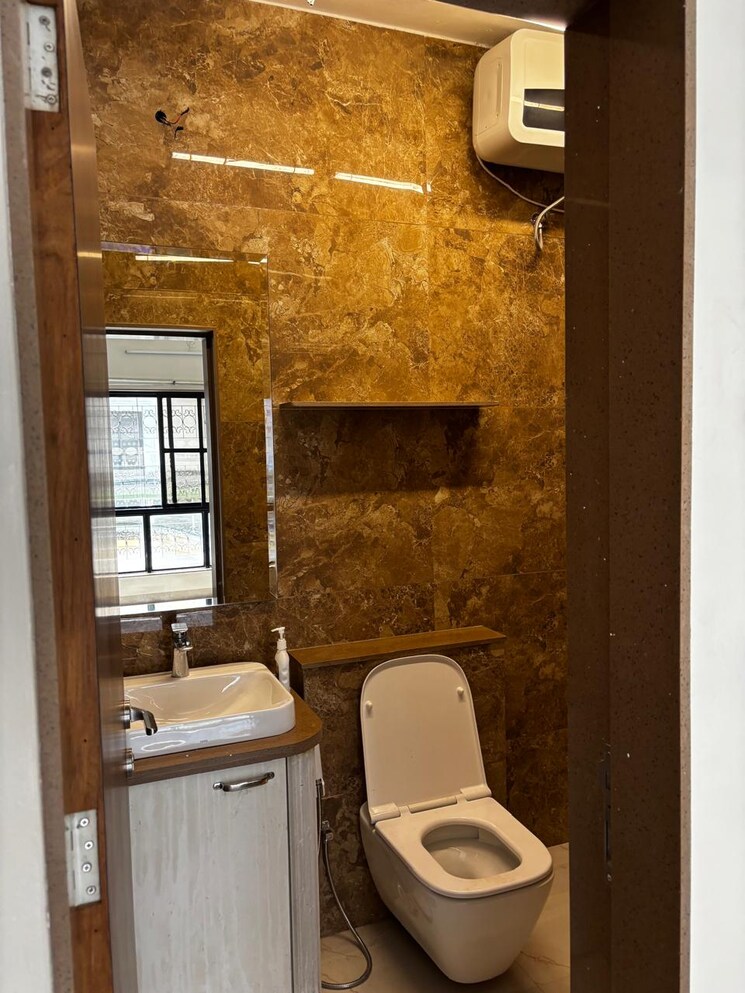 undefined, swan-lake 2 Bedroom 1200 Sq.Ft. Apartment In Koregaon Park Pune 9448527