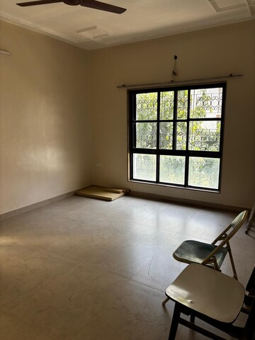Room in 2 BHK Apartment at Swan Lake, Koregaon Park – for Rent