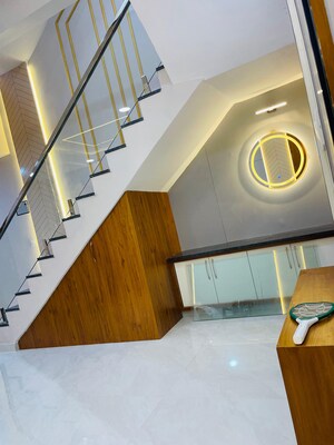 Furnished Amenities in 3 BHK Villa at Vaishali Nagar – for Sale