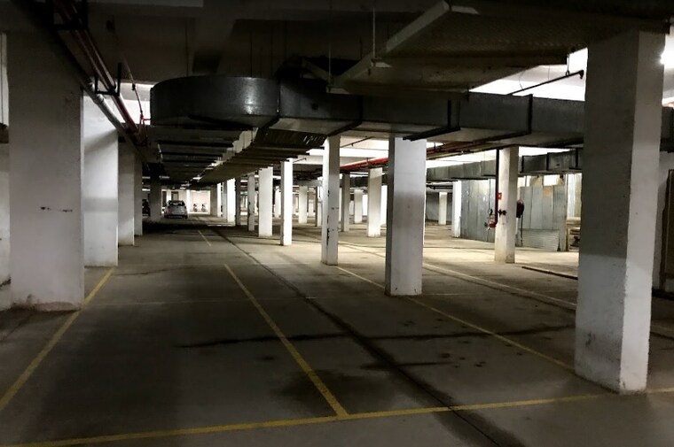  Parking, emaar-palm-gardens 3 Bedroom 1900 Sq.Ft. Apartment In Sector 83 Gurgaon 9448565