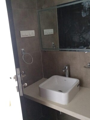 Bathroom in 4 BHK Apartment at JP Decks, Goregaon East – for Rent