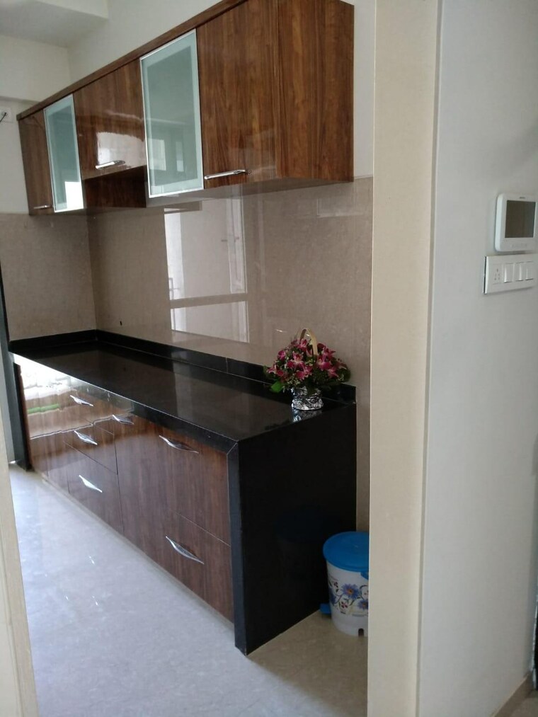 Kitchen, jp-decks 4 Bedroom 2580 Sq.Ft. Apartment In Goregaon East Mumbai 9448585