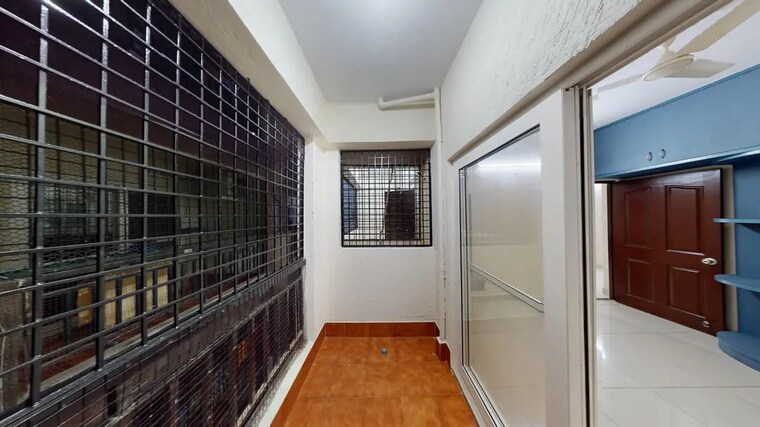 Balcony, sri-tirumala-sarovar 3 Bedroom 1512 Sq.Ft. Apartment In Hosur Road Bangalore 9448639