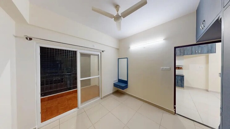 Room, sri-tirumala-sarovar 3 Bedroom 1512 Sq.Ft. Apartment In Hosur Road Bangalore 9448639