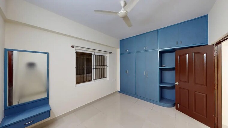 Room, sri-tirumala-sarovar 3 Bedroom 1512 Sq.Ft. Apartment In Hosur Road Bangalore 9448639