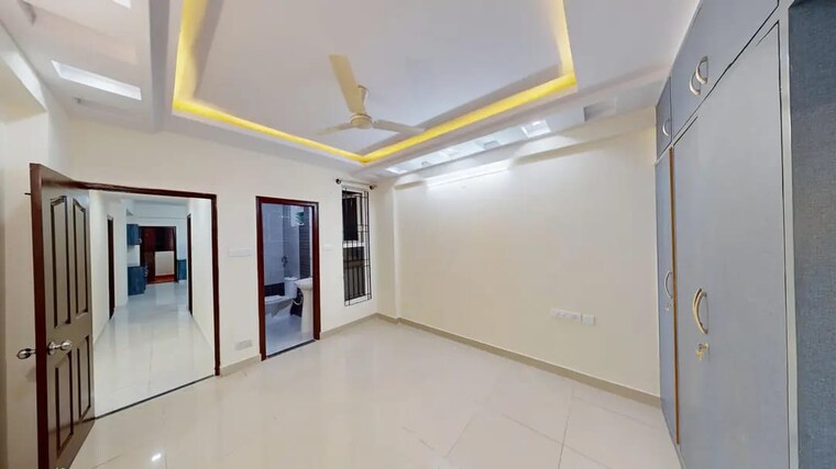 Room, sri-tirumala-sarovar 3 Bedroom 1512 Sq.Ft. Apartment In Hosur Road Bangalore 9448639
