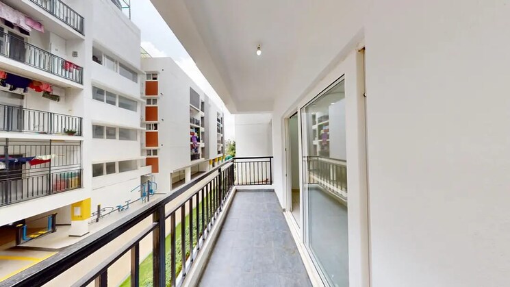 Balcony, sri-tirumala-sarovar 3 Bedroom 1512 Sq.Ft. Apartment In Hosur Road Bangalore 9448639