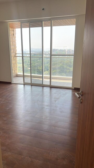 Room in 3 BHK Apartment at Sagitarius Bluegrass Residences Tower 2, Kalyani Nagar – for Rent