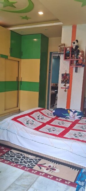 Bedroom in 3 BHK Apartment at Salt Lake Sector V – for Rent