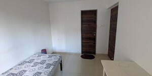  1 BHK Apartment at Dimple 19 North, Kandivali West – for Rent