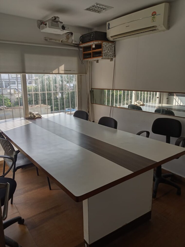 Team Area, anna nagar east Commercial Office Space 900 Sq.Ft. In Anna Nagar East Chennai 9448786