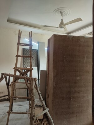 Staircase in 3 BHK Builder Floor at Ashoka Enclave Faridabad, Sector 34 – for Sale