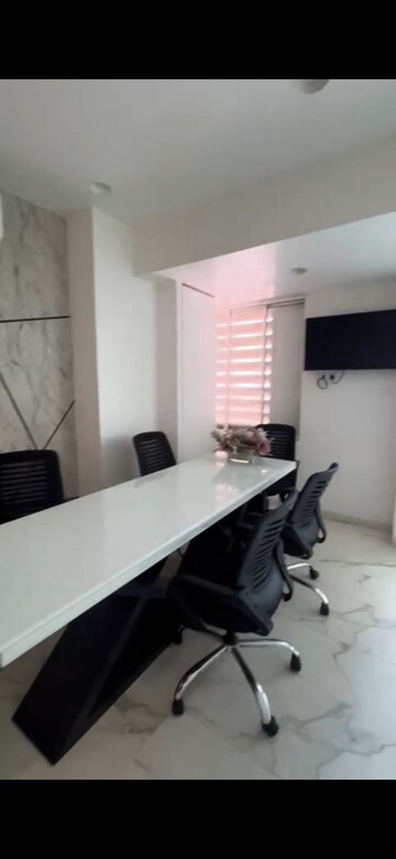  Office Space For Rent in Aston, Andheri West