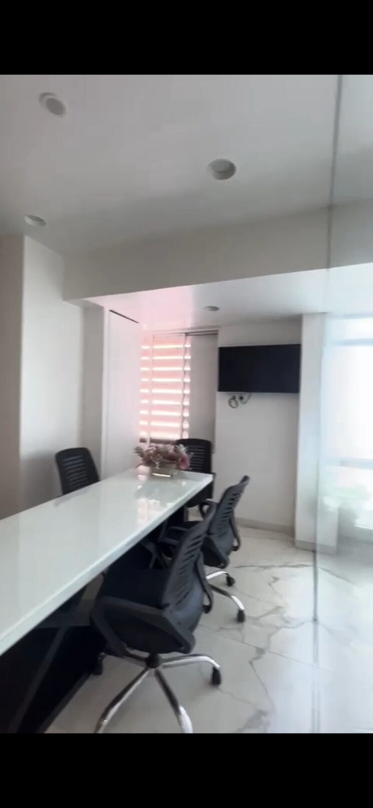 Kitchen, aston Commercial Office Space 1000 Sq.Ft. In Andheri West Mumbai 9448912