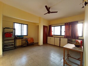 Room in 1 BHK Apartment at Shri Shubhamshree, Narayan Peth – for Sale