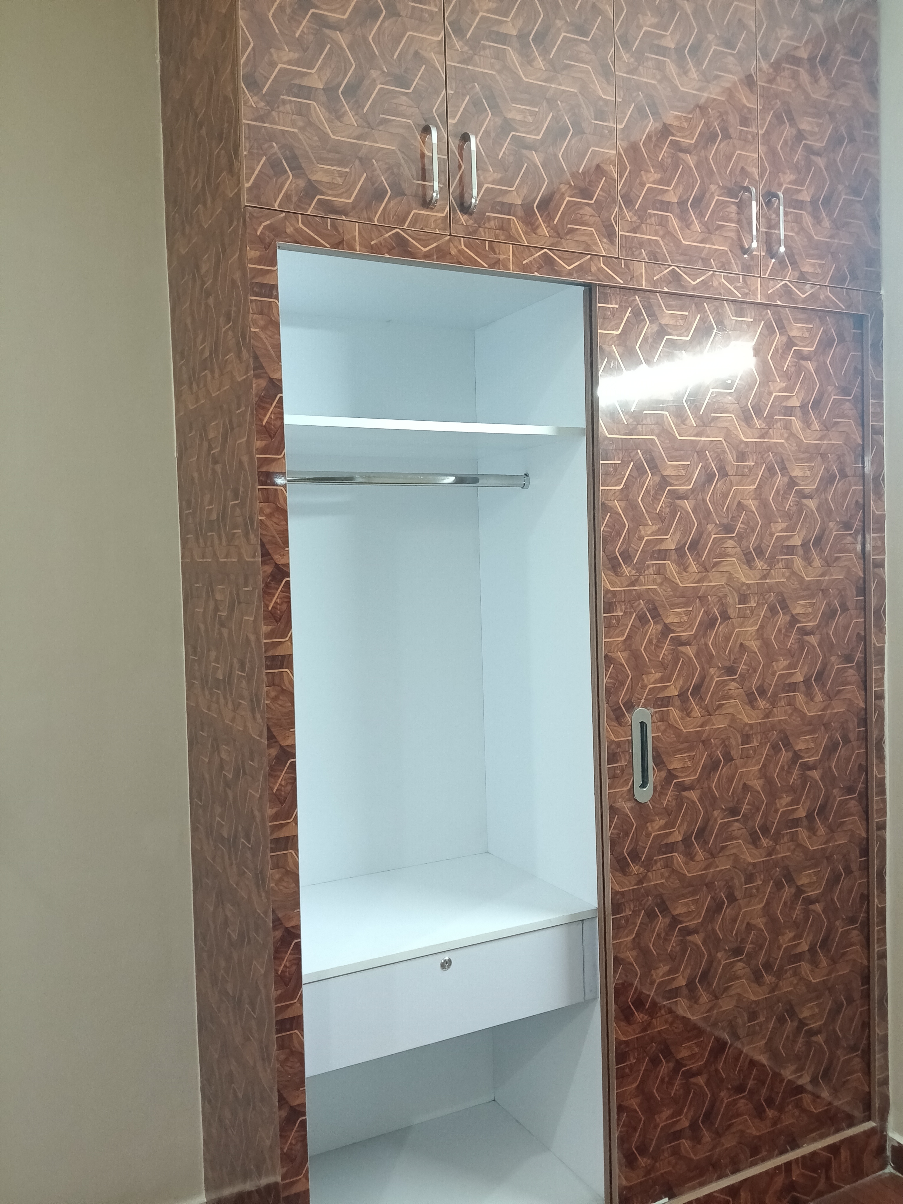 2 BHK Apartment For Rent in Mahagun Mywoods