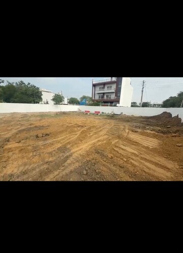  Land For Sale in Sector 65