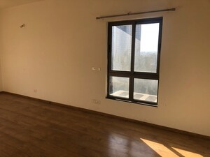 Room in 5 BHK Apartment at Paranjape Blue Ridge, Hinjewadi – for Rent