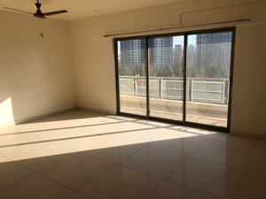 Room in 5 BHK Apartment at Paranjape Blue Ridge, Hinjewadi – for Rent