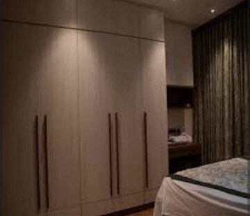 Furnished Amenities in 1.5 BHK Apartment at Purav Heights, Girgaon – for Rent