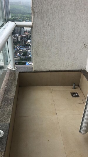 Furnished Amenities in 2 BHK Apartment at Omkar Alta Monte, Malad East – for Rent