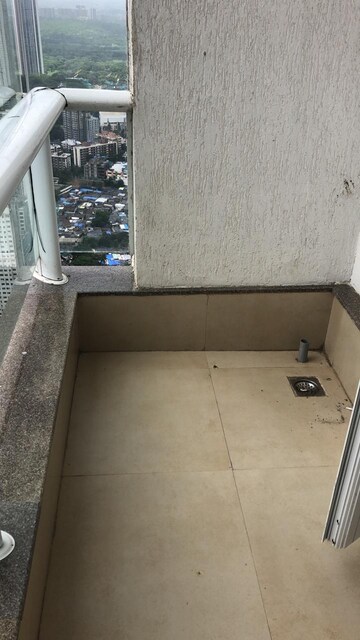 Furnished Amenities in 2 BHK Apartment at Omkar Alta Monte, Malad East – for Rent