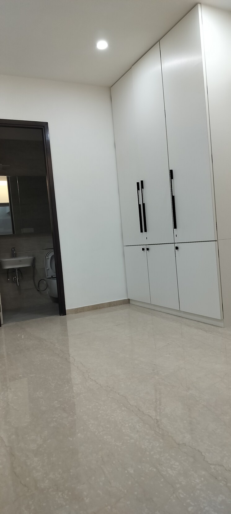 Room, kalpataru-magnus 3 Bedroom 1374 Sq.Ft. Apartment In Bandra East Mumbai 9449265