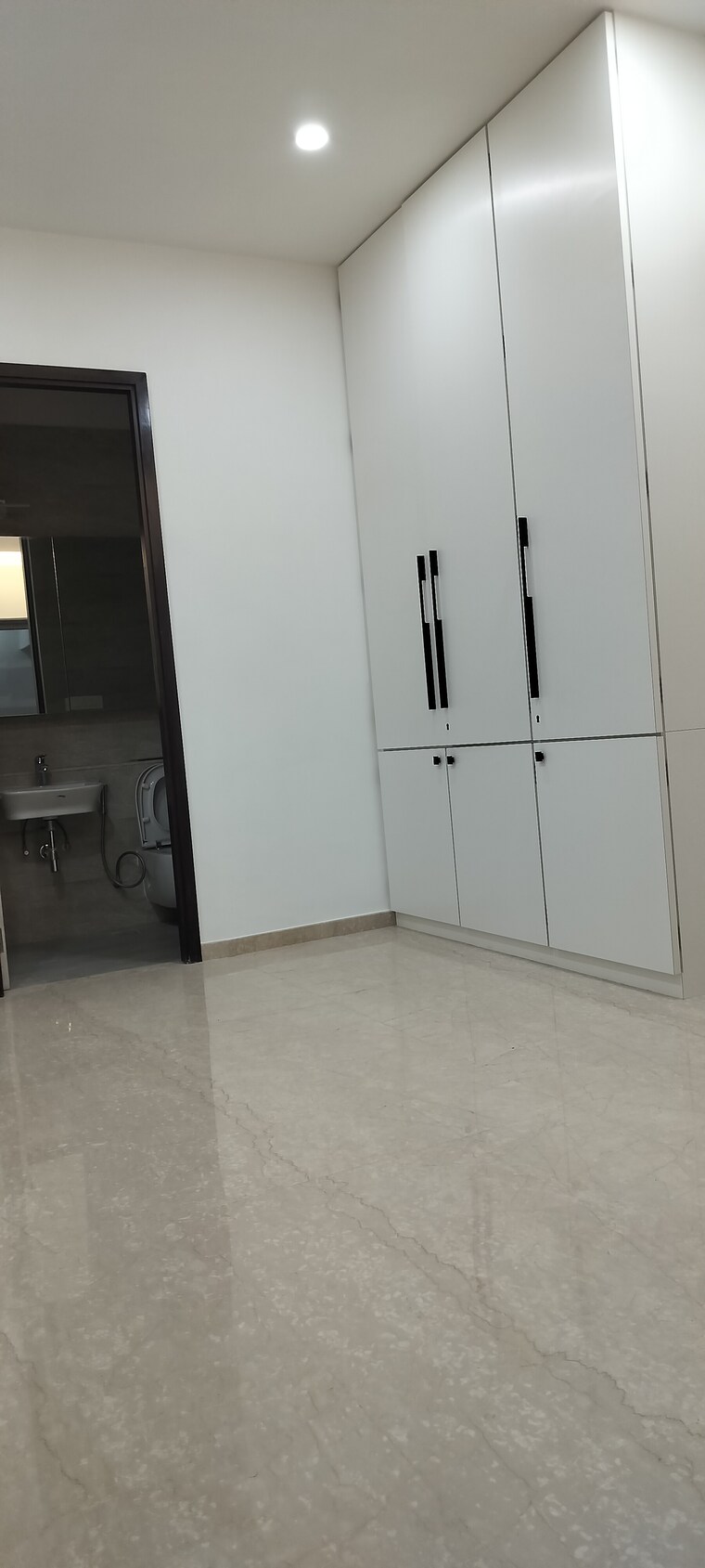 Room, kalpataru-magnus 3 Bedroom 1374 Sq.Ft. Apartment In Bandra East Mumbai 9449265