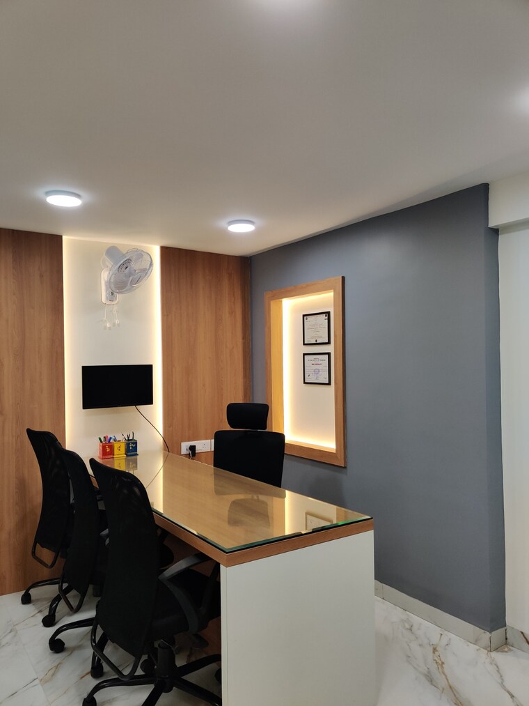 Team Area, scheme no 103 Commercial Office Space 550 Sq.Ft. In Scheme No 103 Indore 9449240