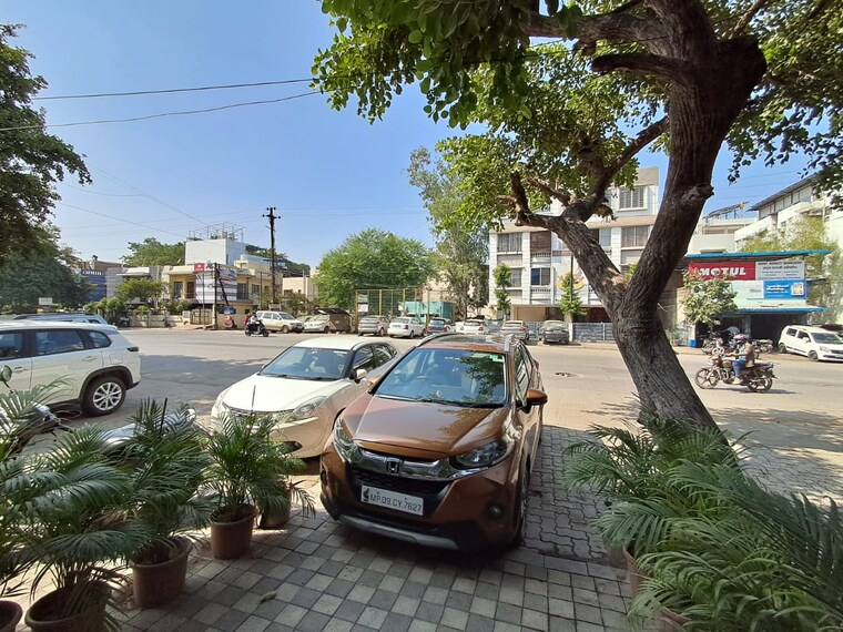 Exterior View, scheme no 103 Commercial Office Space 550 Sq.Ft. In Scheme No 103 Indore 9449240