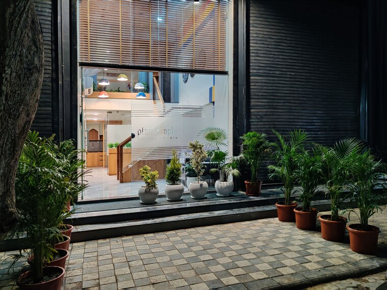 Exterior View, scheme no 103 Commercial Office Space 550 Sq.Ft. In Scheme No 103 Indore 9449240