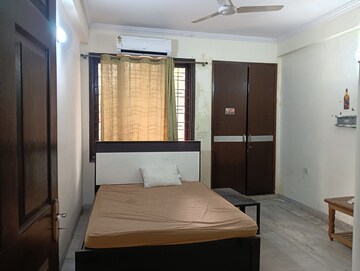 Bedroom in 4 BHK Villa at Omaxe Designer Villas Mayfield Garden, Sector 51 – for Rent