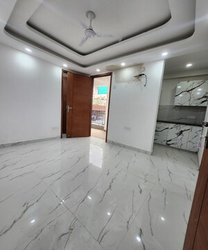 2 BHK Builder Floor For Sale in Saket