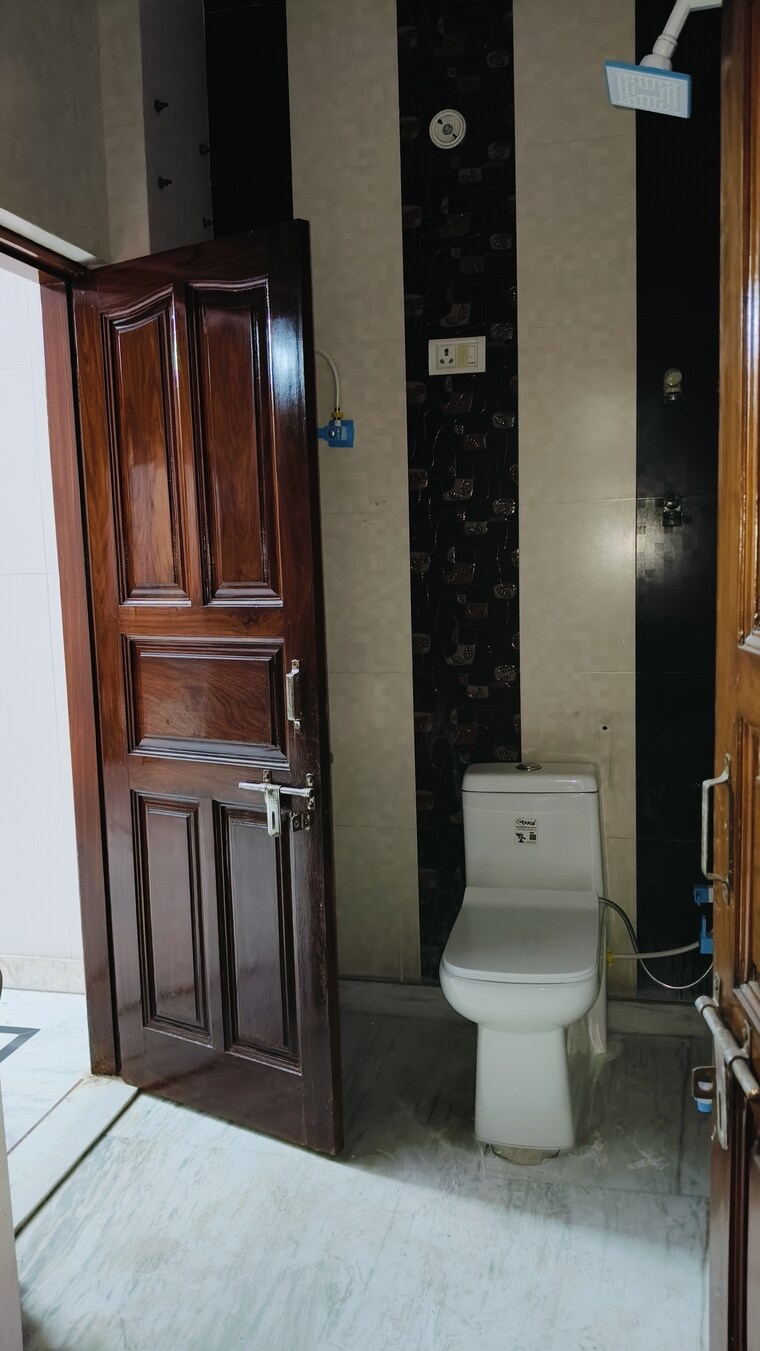 Bathroom, sector 16 2.5 Bedroom 1440 Sq.Ft. Independent House In Sector 16 Faridabad 9449546